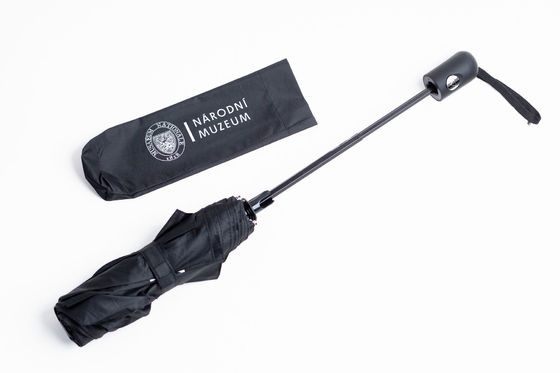 Folding umbrella with the logo of the National Museum