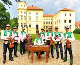 Cimbálová muzika Strážničan